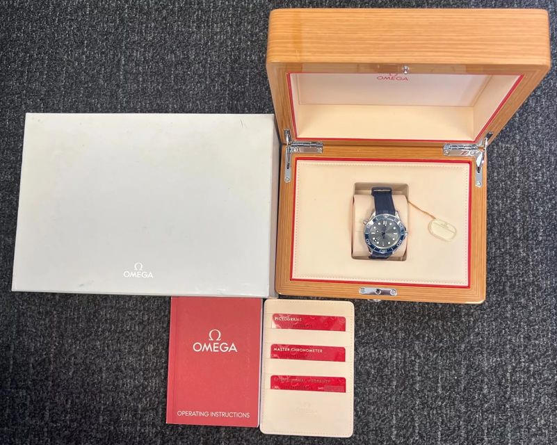 Omega Seamaster Diver 300m 210.32.42.20.06.001 Image 4